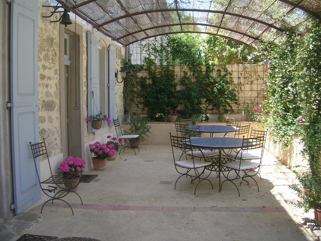 قرقشونه Aux Anges Gardiens المظهر الخارجي الصورة